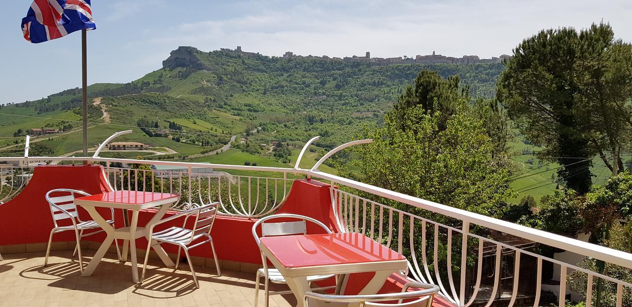 B&B Da Pietro Calascibetta 외부 사진